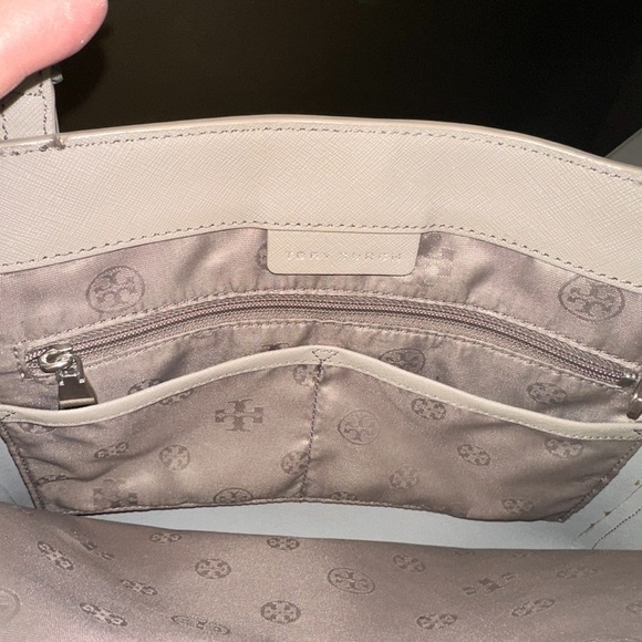Tory Burch Tote Bag - Picture 4 of 14